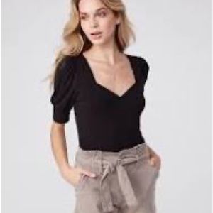 PAIGE Women's Sakura Puff Sleeve Sweetheart Neckline Top